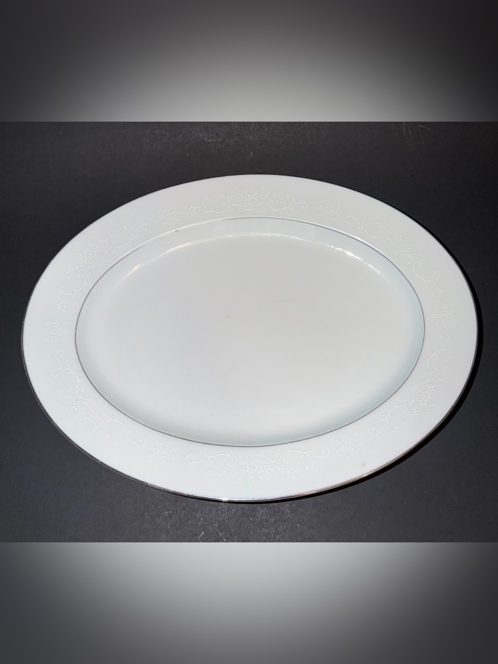 Noritake China Reina Serving 14” Oval Platter White Floral Platinum Rim 6450Q